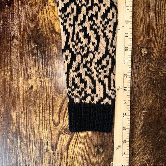 Elie Tahari Sweater Womens XS Cashmere‎ Animal Print Cardigan Formal Preppy - Picture 10 of 13